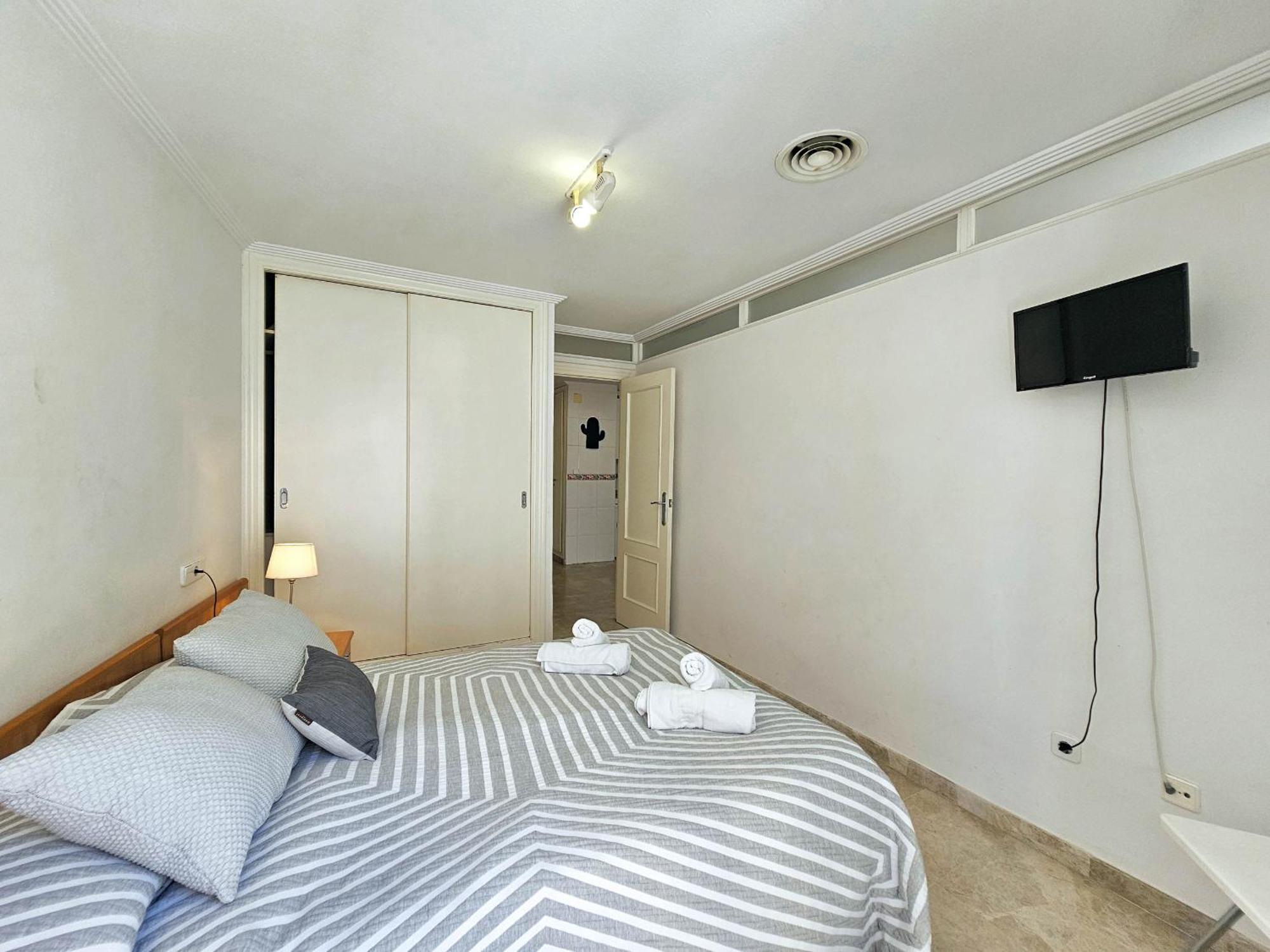 Apartamentos Nuevo Edificio Alba Cartagena Centro Parking Extérieur photo